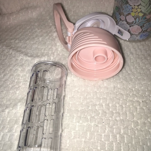 Water bottle - Picture 5 of 9